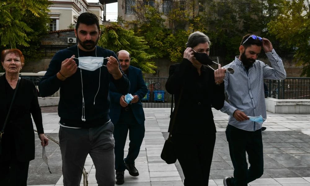 Δίκη Ζακ Κωστόπουλου: Από ισχαιμικού τύπου αλλοιώσεις του μυοκαρδίου ο θάνατός του